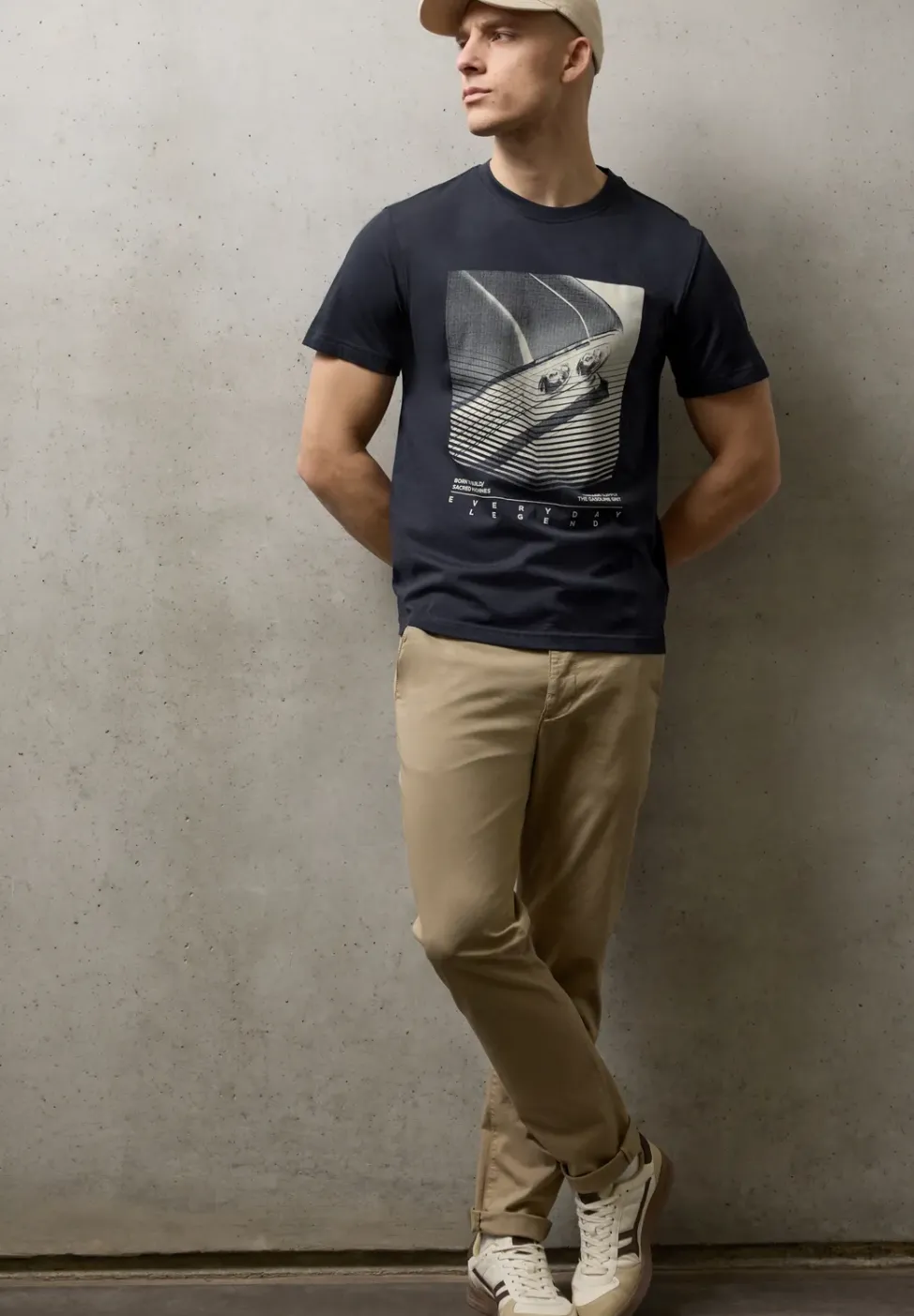 T-Shirt mit Rundhals und Artwork