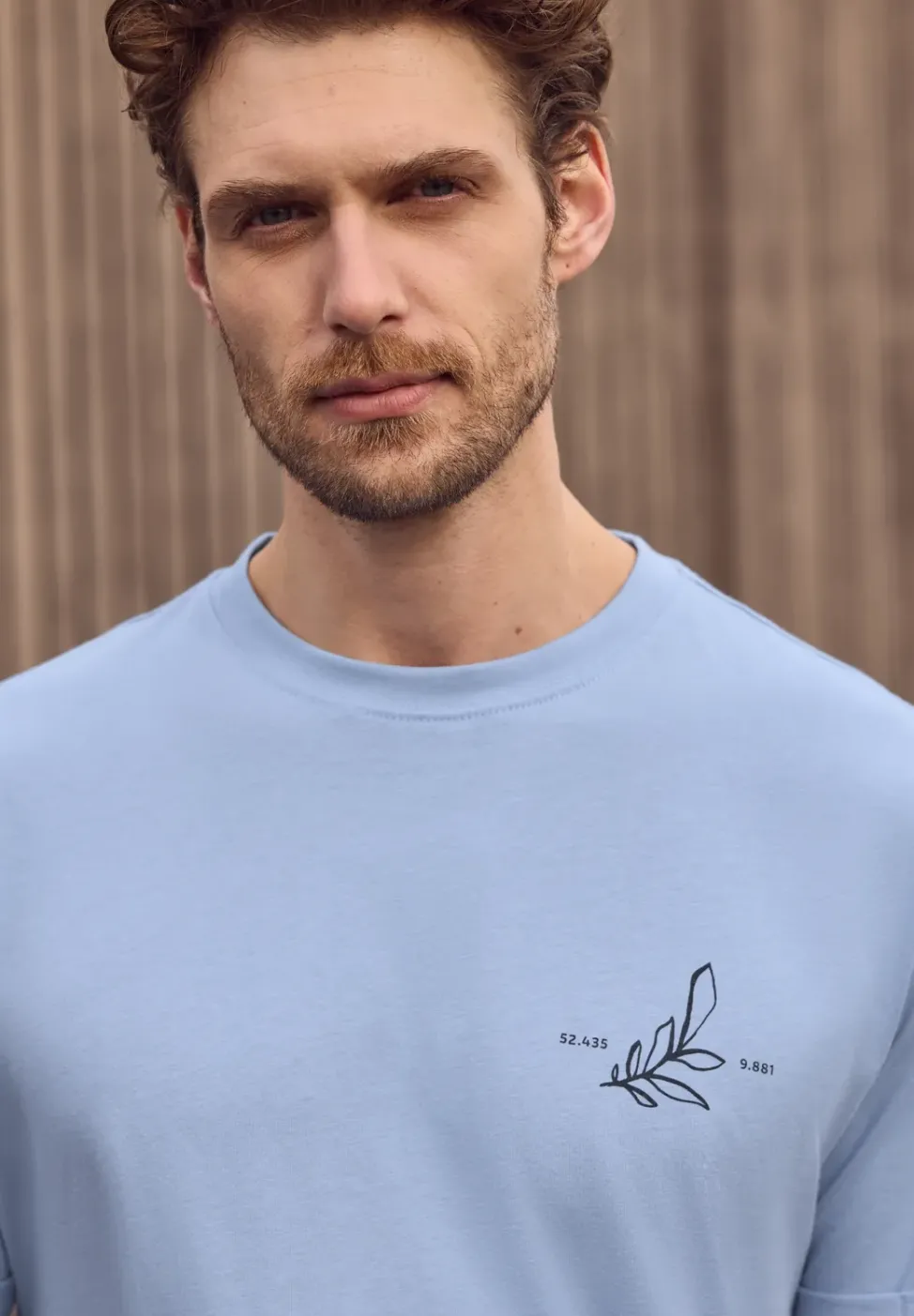 T-Shirt mit Rundhals und Backprint
