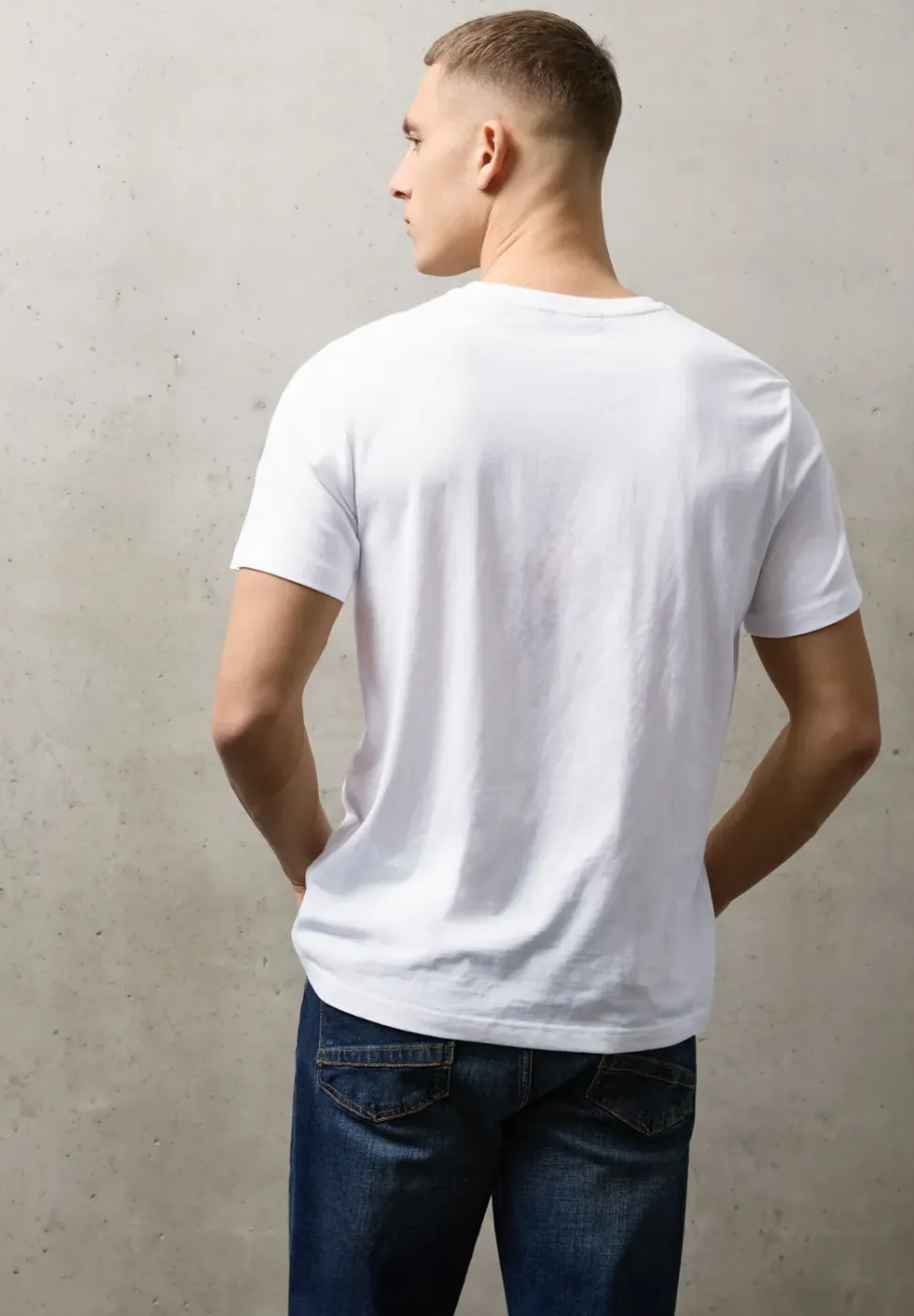 T-Shirt mit Rundhals und Chestprint