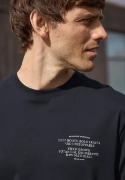 T-Shirt mit Rundhals und Chestprint