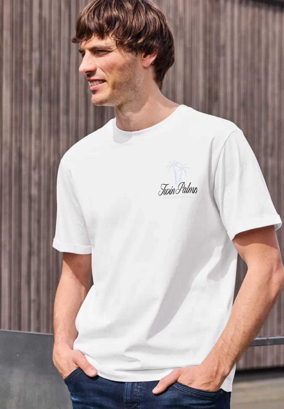 T-Shirt mit Rundhals und Chestprint