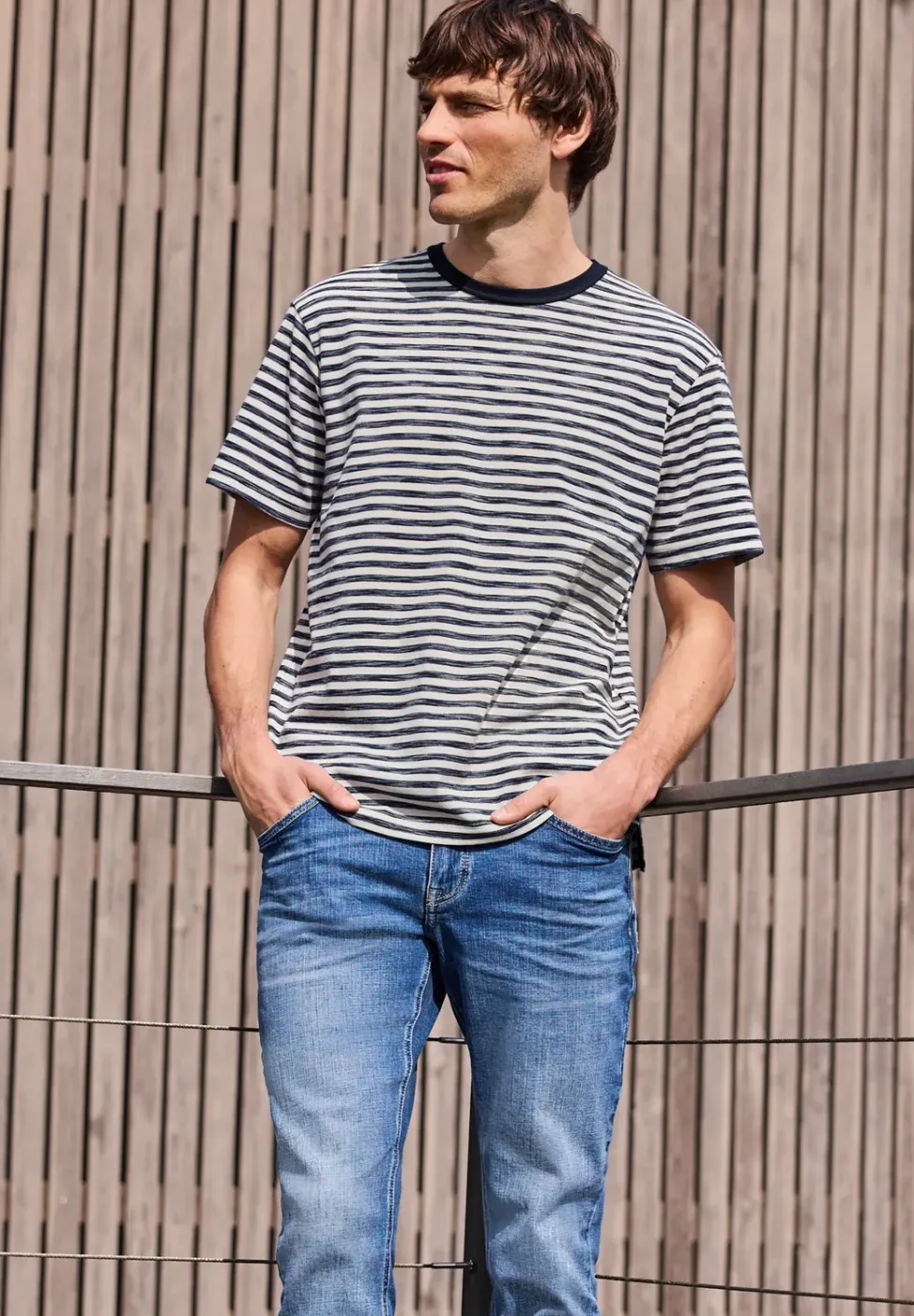 T-Shirt mit Rundhals und Piquéstruktur