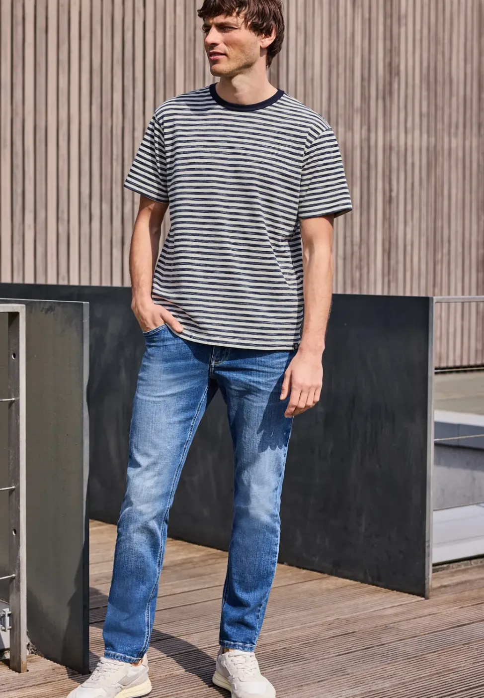 T-Shirt mit Rundhals und Piquéstruktur