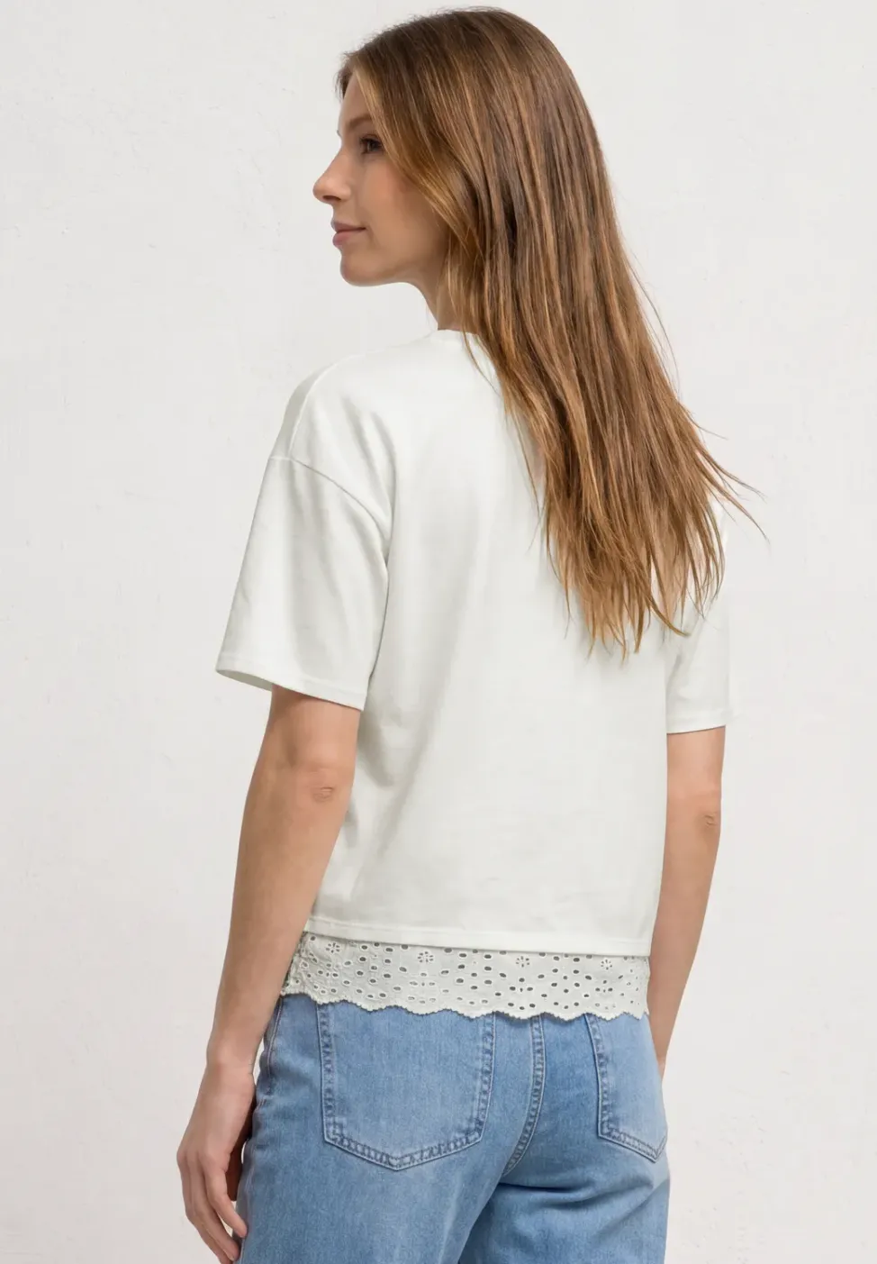 T-Shirt mit Rundhals und Spitze