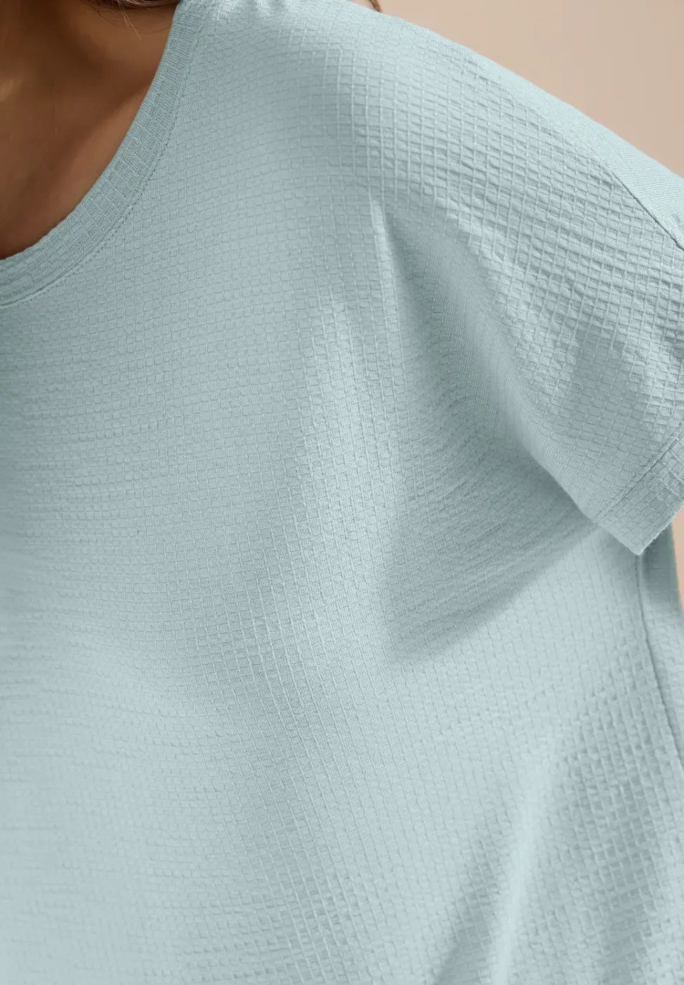T-Shirt mit Rundhals und Struktur