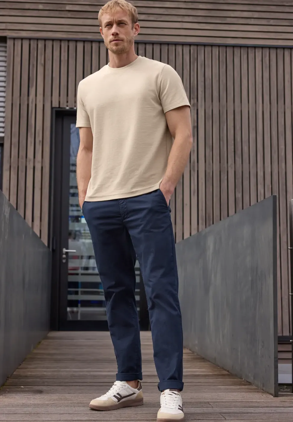 T-Shirt mit Rundhals und Strickstruktur