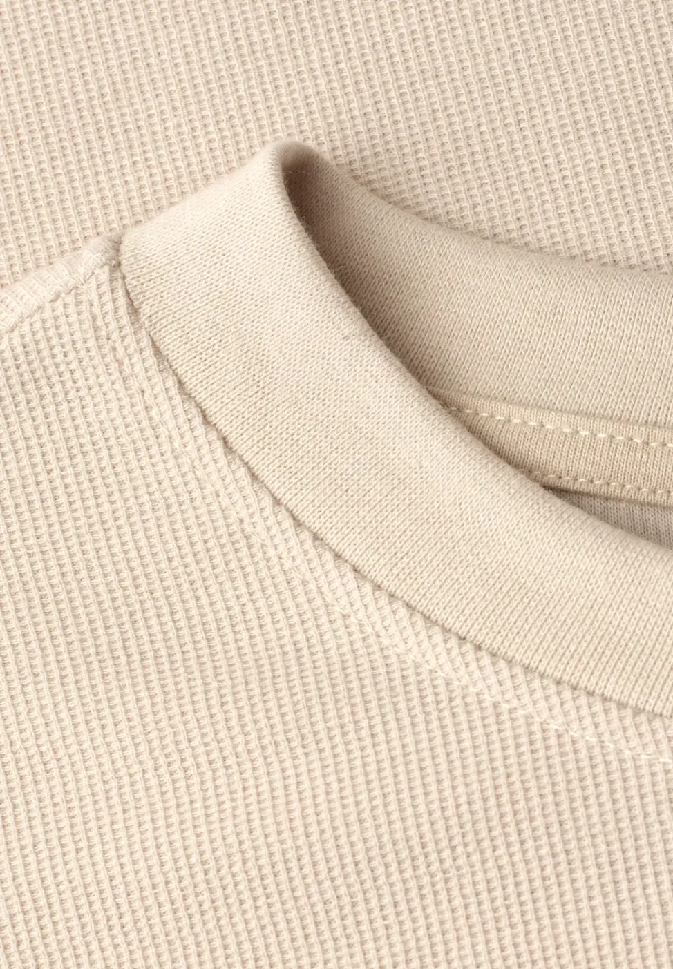 T-Shirt mit Rundhals und Strickstruktur