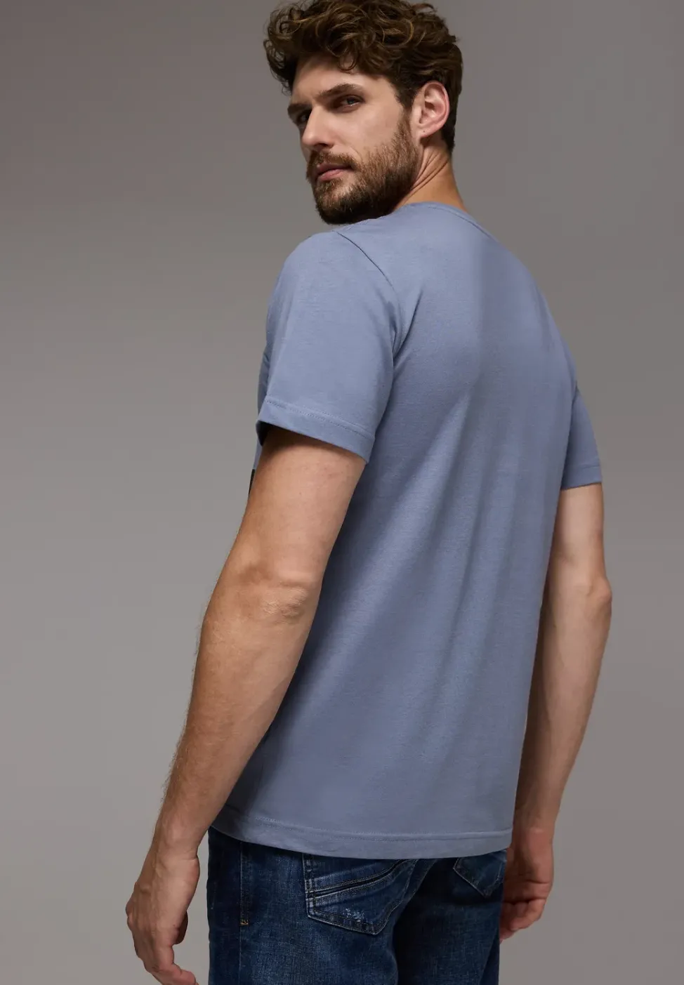 T-Shirt mit Skyline-Print