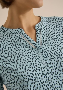 T-Shirt mit Split Neck und Print