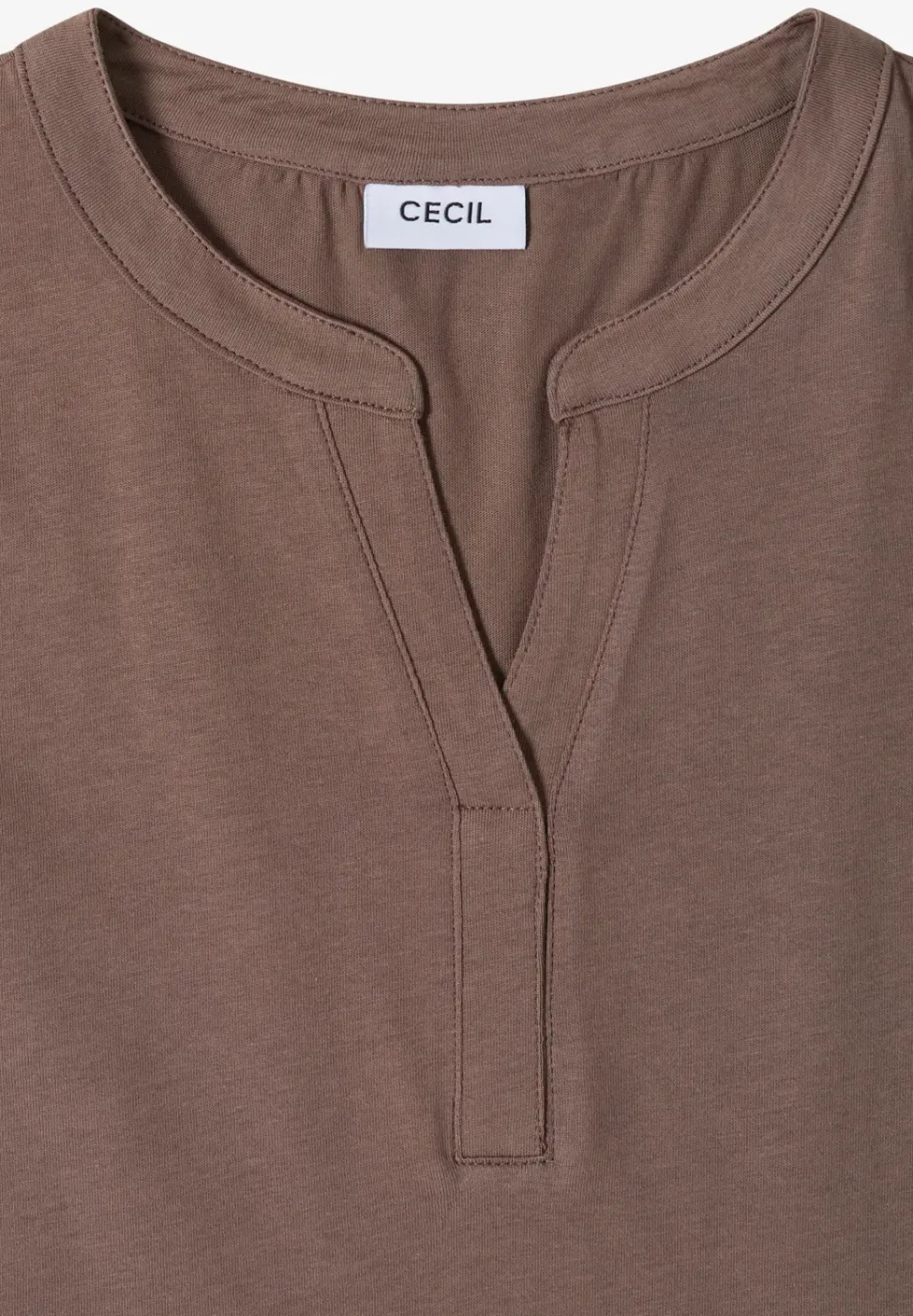 T-Shirt mit Split Neck und Crochet-Tape