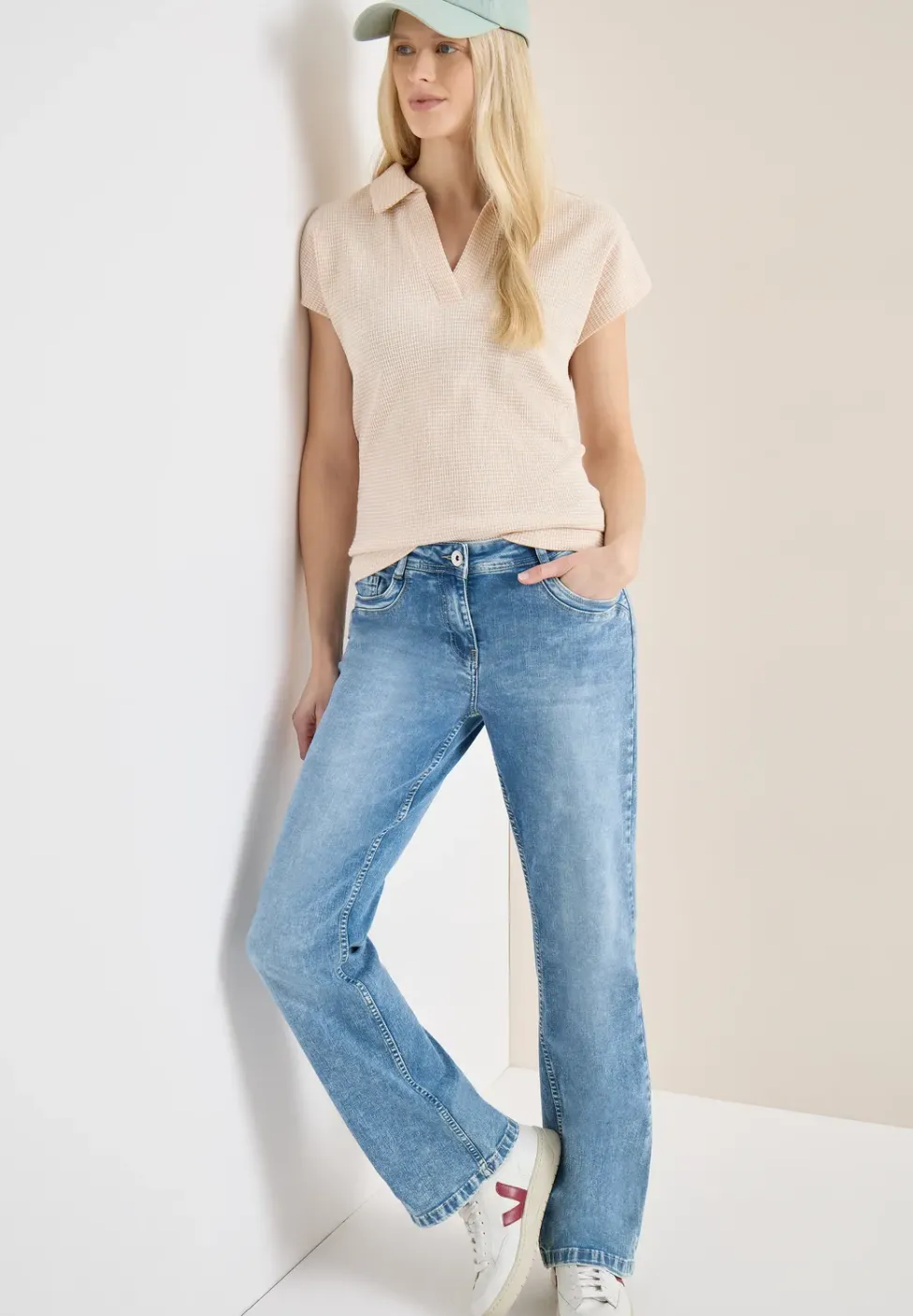 T-Shirt mit Struktur im Two-Tone-Look
