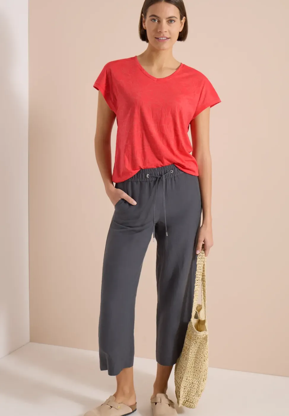 T-Shirt mit tonalem Ausbrennermuster