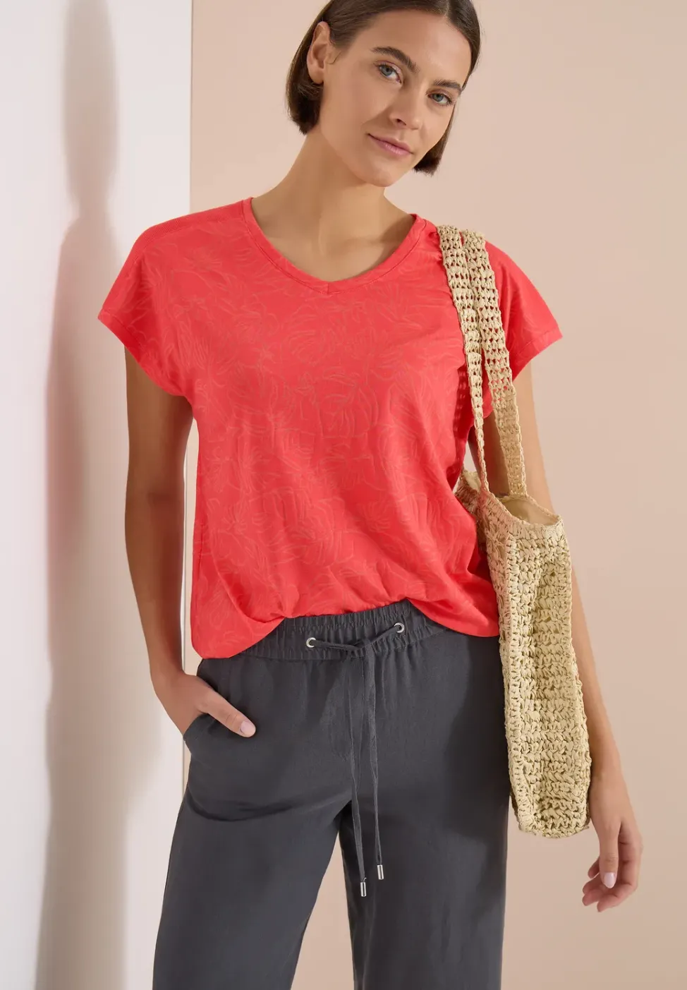 T-Shirt mit tonalem Ausbrennermuster