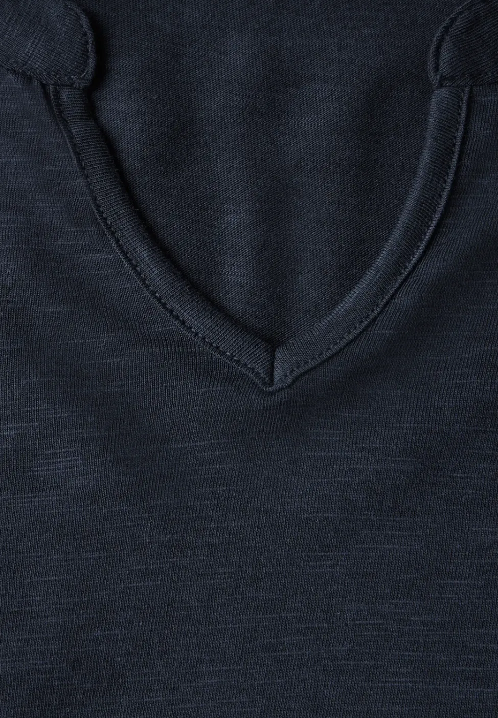 T-Shirt im Tunika-Look