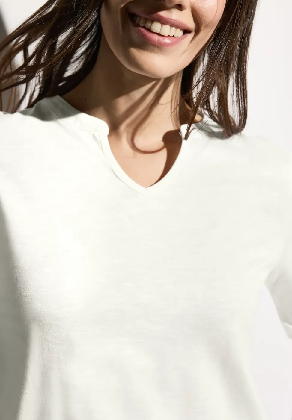T-Shirt im Tunika-Look