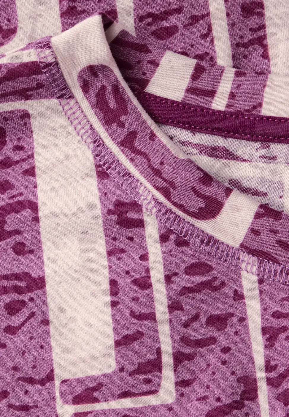 T-Shirt in Ausbrenner-Optik