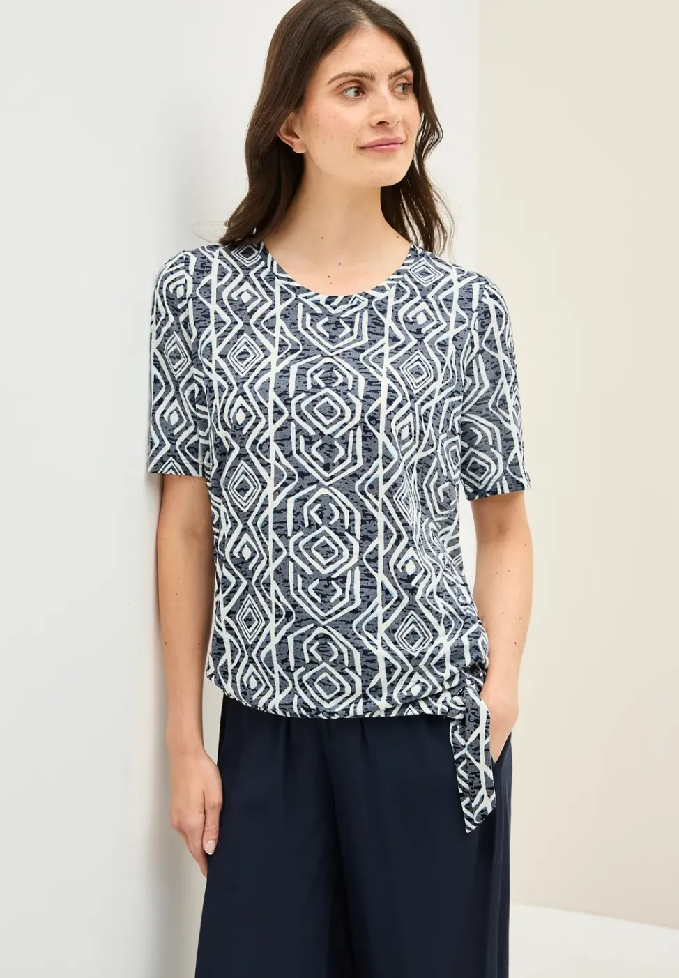 T-Shirt in Ausbrenner-Optik