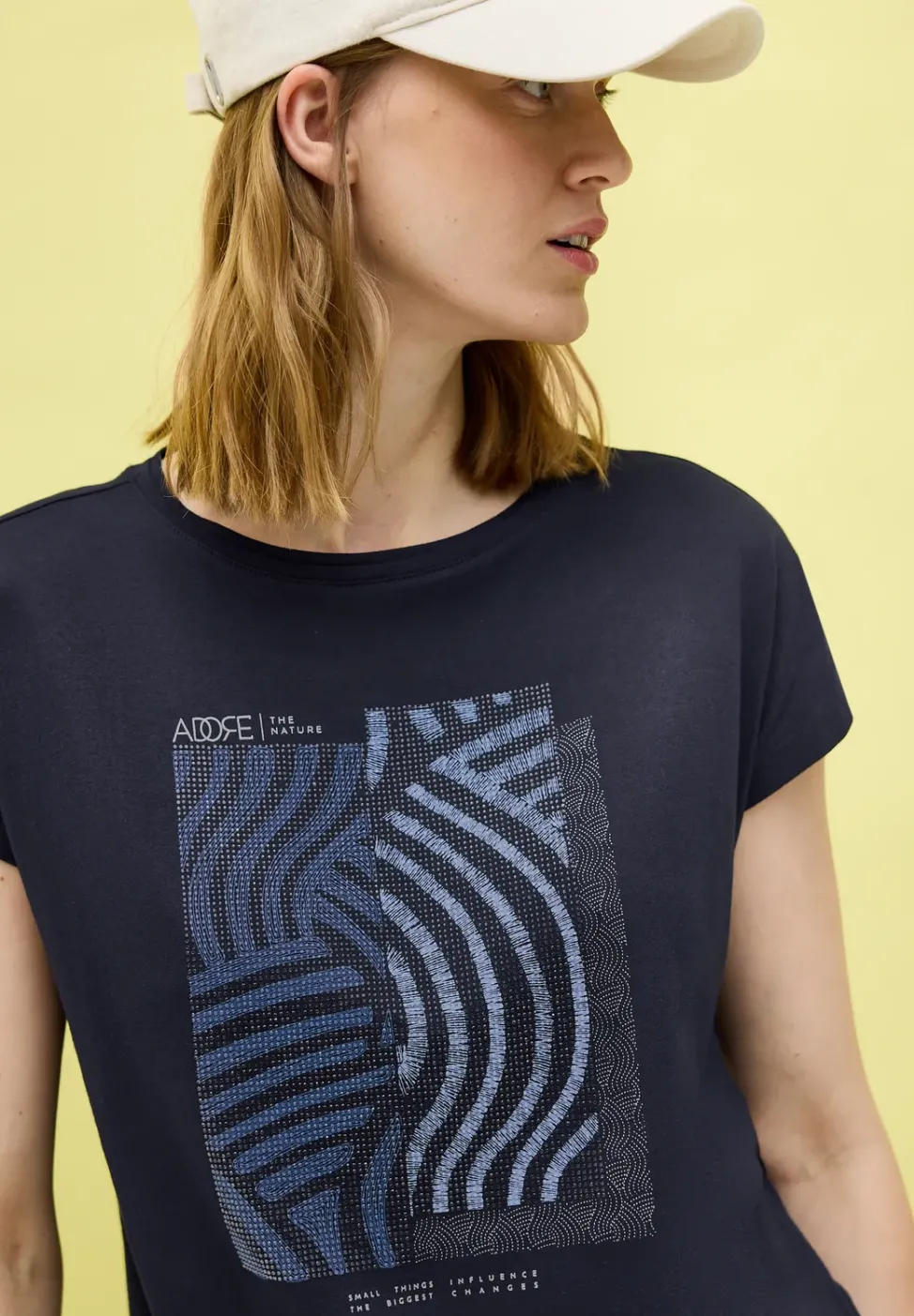 T-Shirt mit Artwork