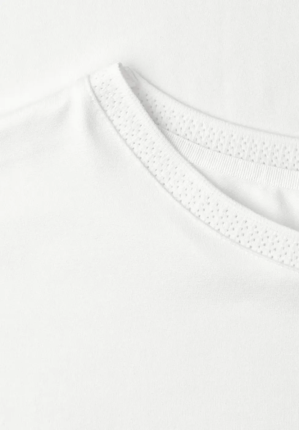T-Shirt mit Boatneck und Deko-Tape