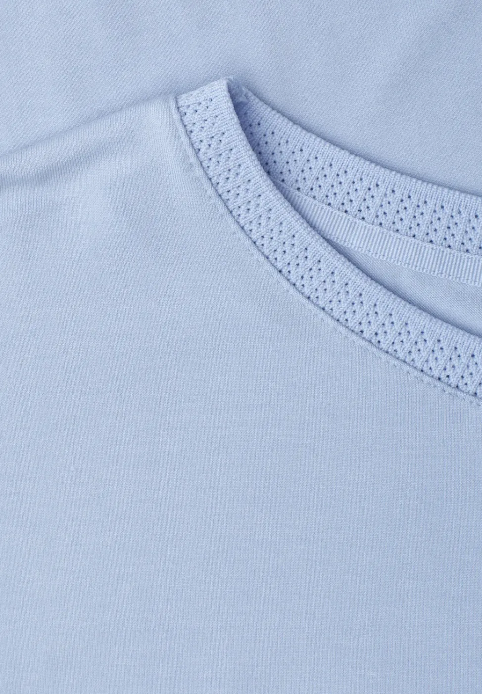 T-Shirt mit Boatneck und Deko-Tape