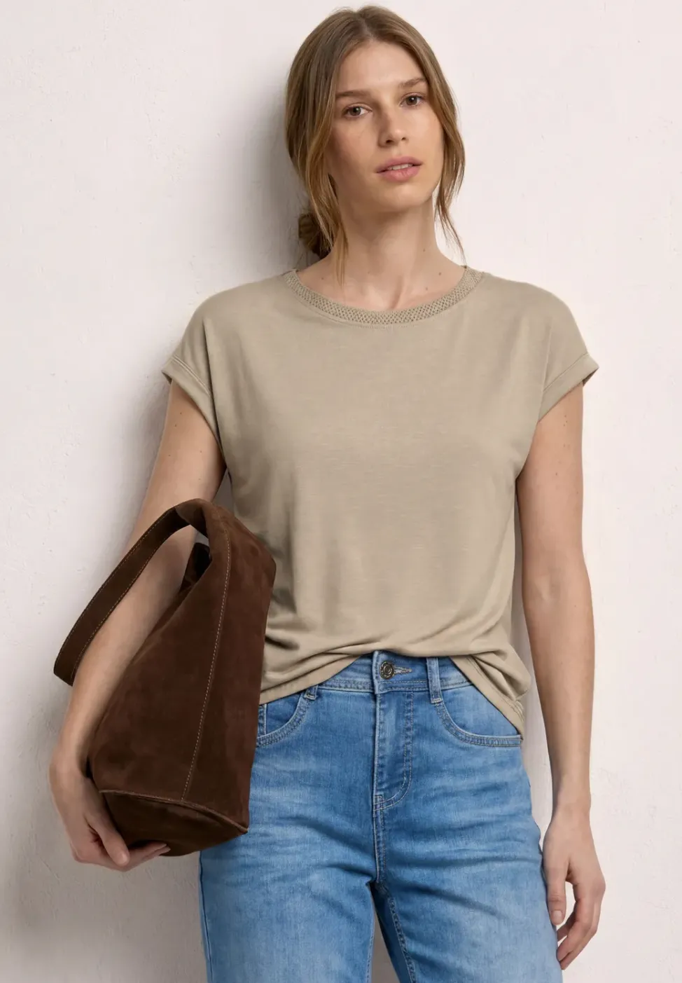 T-Shirt mit Boatneck und Deko-Tape
