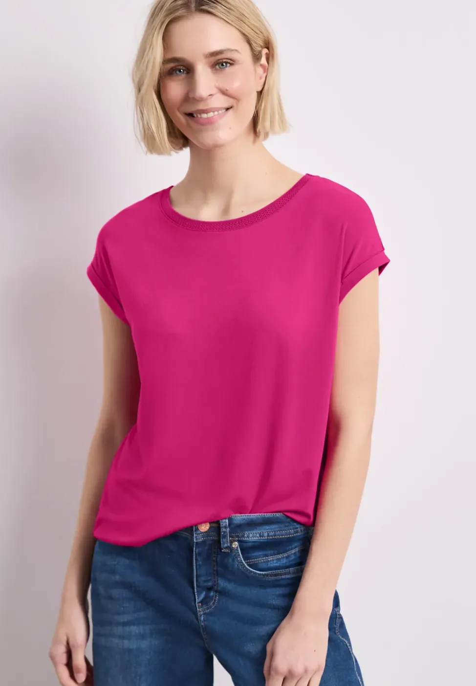 T-Shirt mit Boatneck und Deko-Tape