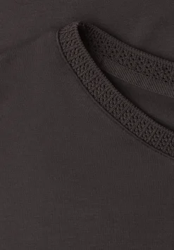 T-Shirt mit Boatneck und Deko-Tape