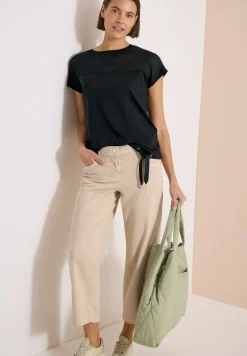 T-Shirt mit Boatneck und Mesh-Einsatz