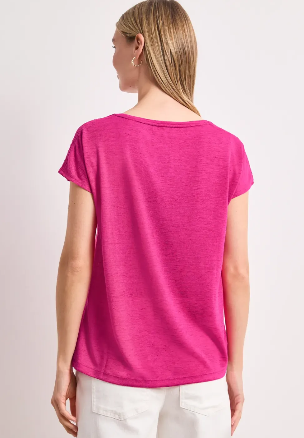 T-Shirt mit Boat Neck und Smok-Detail