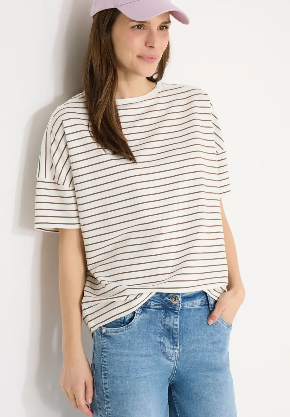 T-Shirt mit Boatneck und Streifen
