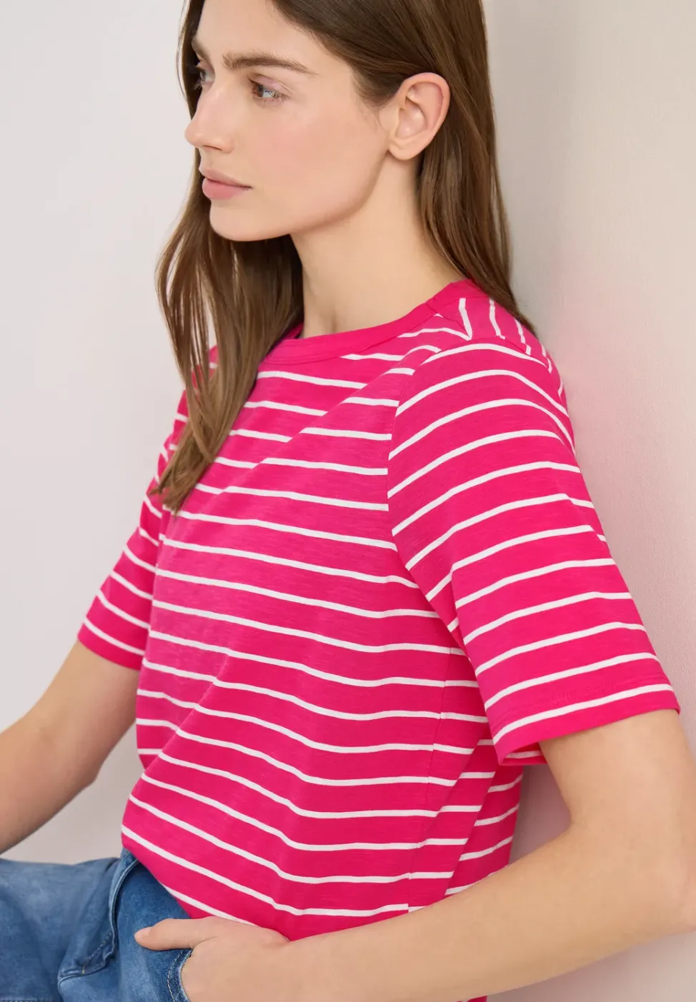T-Shirt mit Boatneck und Streifen