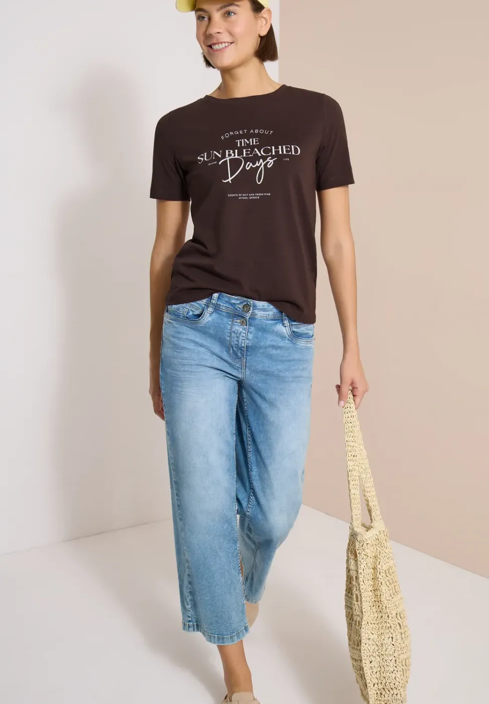 T-Shirt mit Boat Neck und Wording Artwork