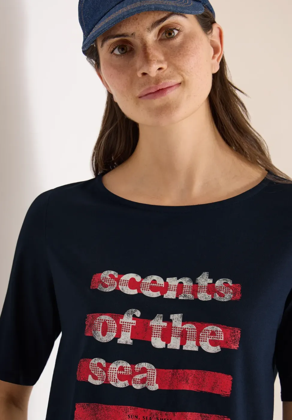T-Shirt mit Boatneck und Wording