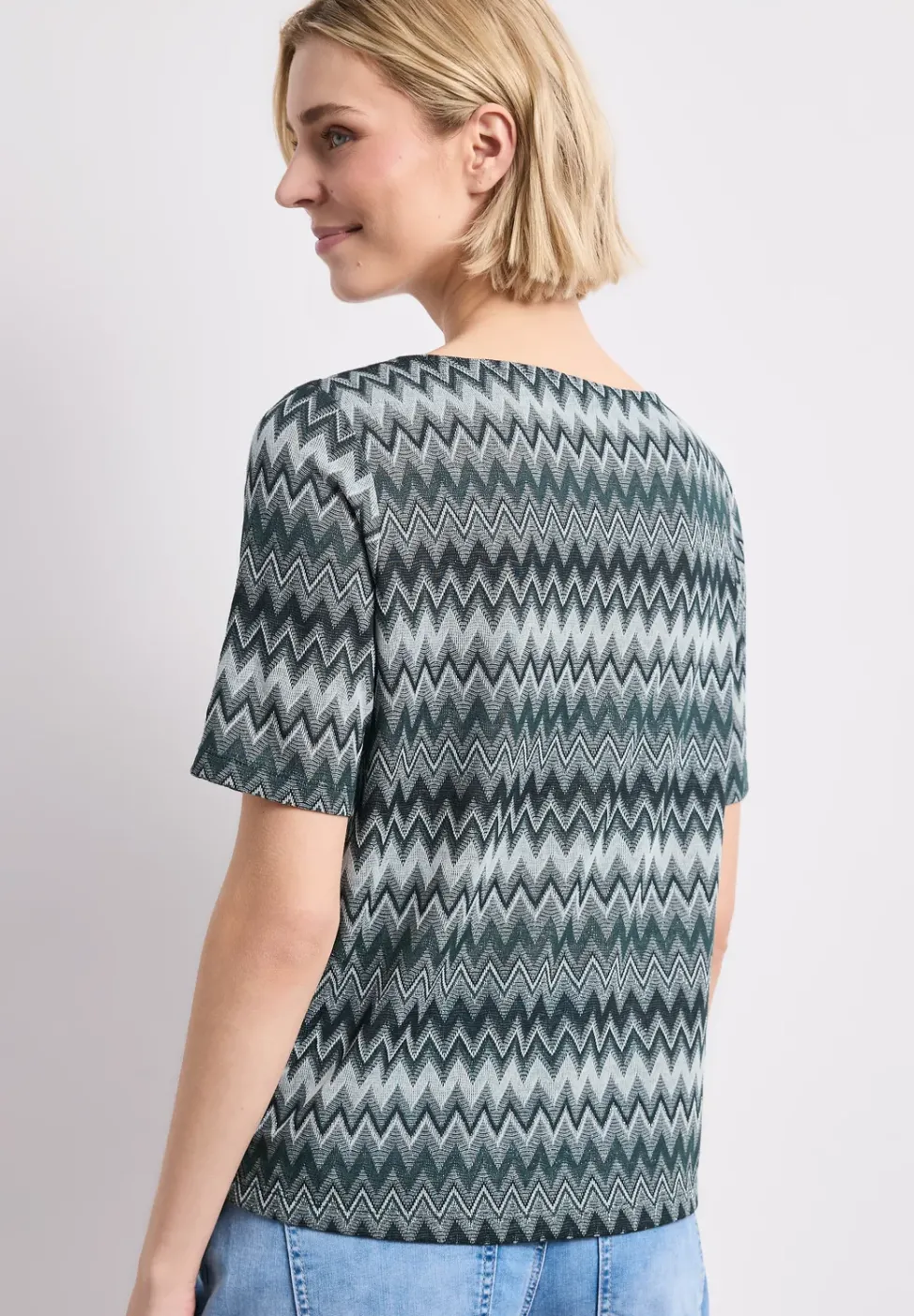 T-Shirt mit Boatneck und Zick-Zack-Print