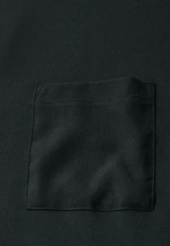 T-Shirt mit Brusttasche