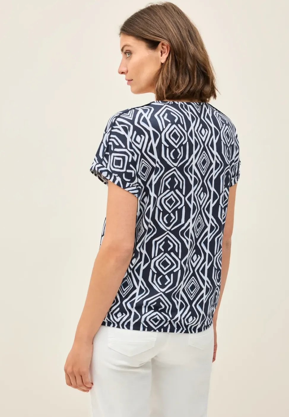 T-Shirt mit Deko-Nähten
