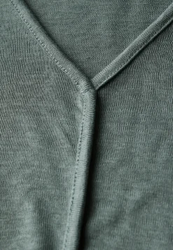 T-Shirt mit Deko-Nähten
