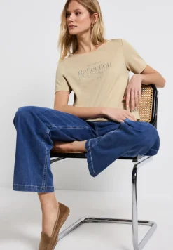 T-Shirt mit Folienwording
