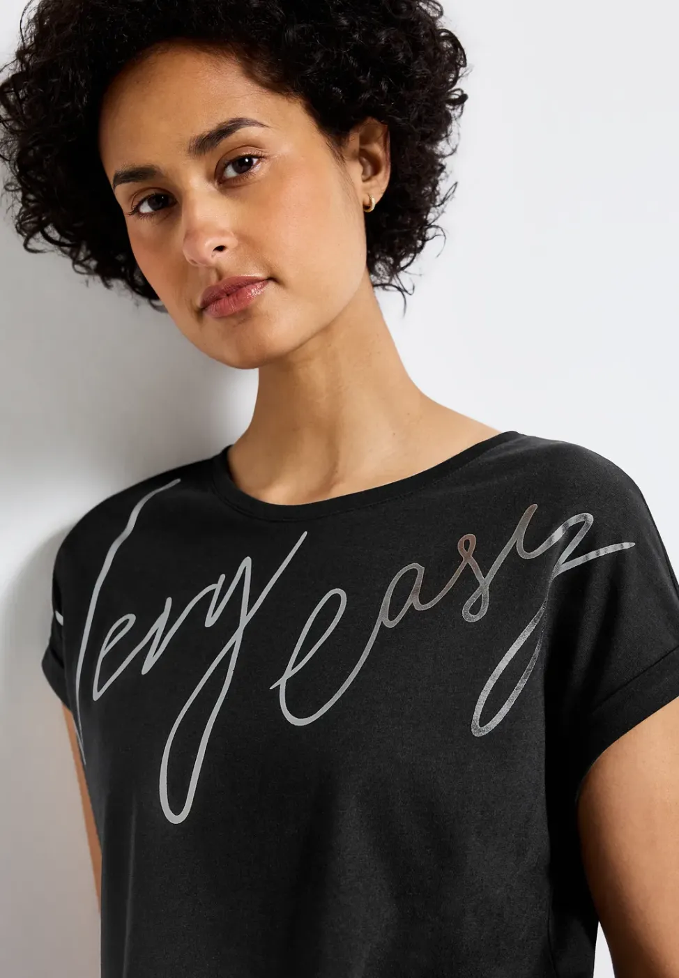 T-Shirt mit Folien-Wording