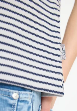 T-Shirt mit gerundetem V-Ausschnitt
