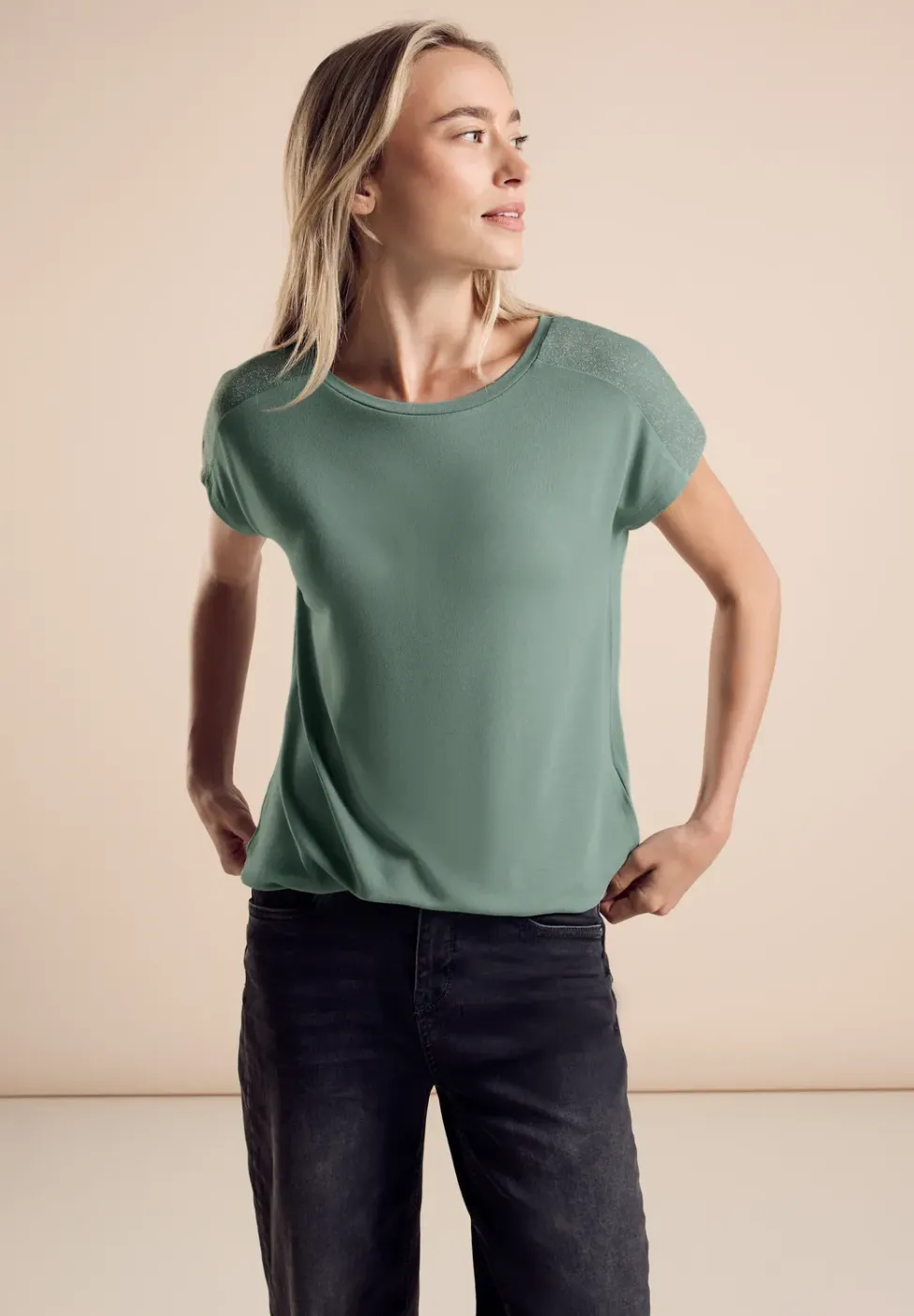 T-Shirt mit Glanz-Detail