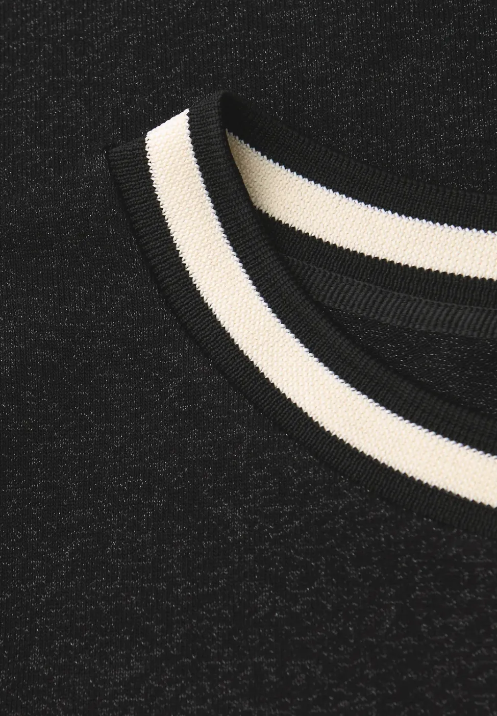 T-Shirt mit Glitzerdetails