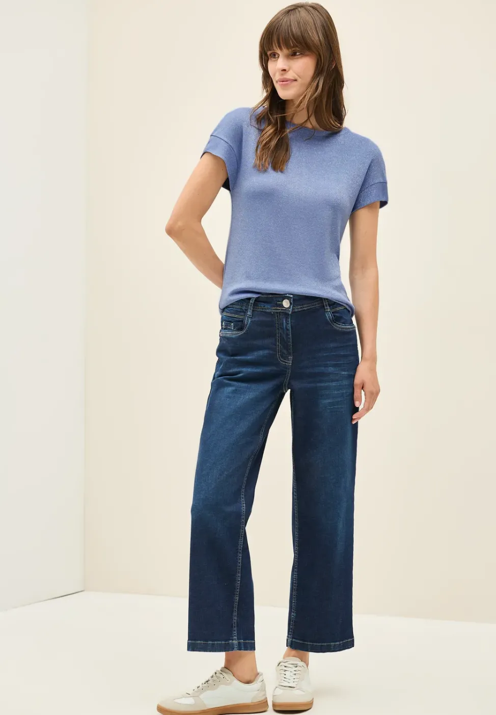 T-Shirt mit Glitzerdetails