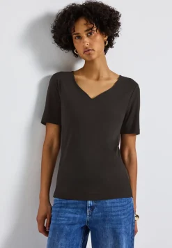 T-Shirt mit Herzausschnitt