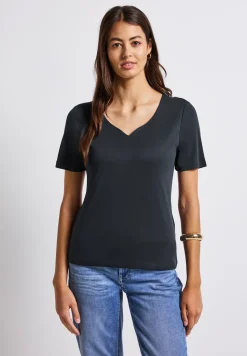 T-Shirt mit Herzausschnitt