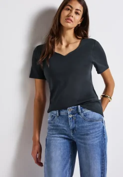 T-Shirt mit Herzausschnitt