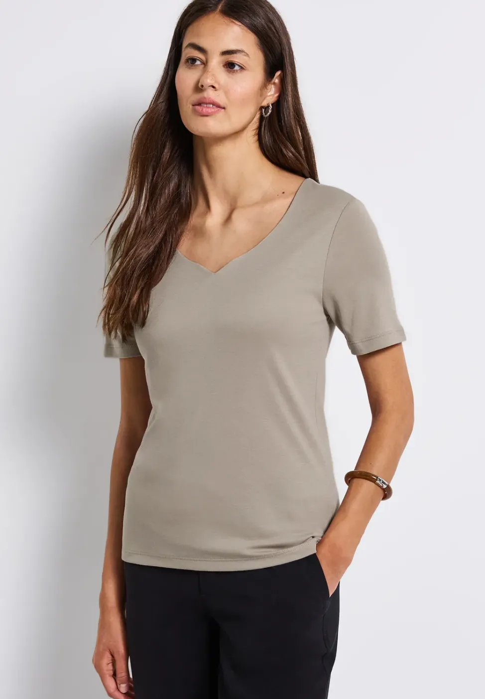 T-Shirt mit Herzausschnitt