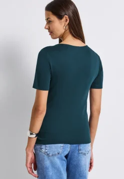 T-Shirt mit Herzausschnitt