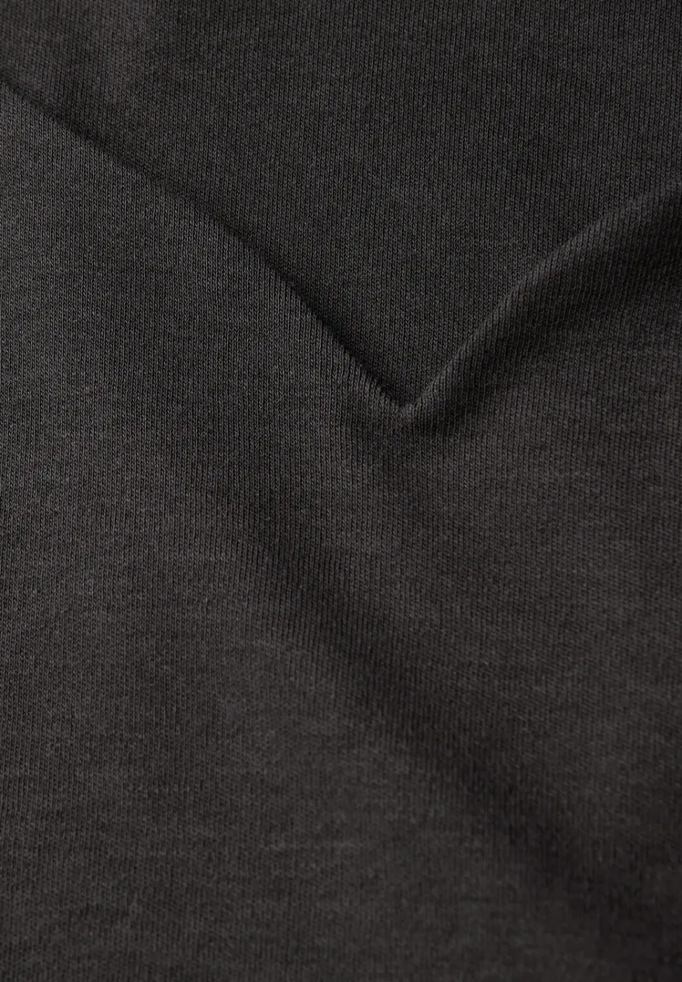 T-Shirt mit Herzausschnitt