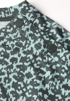 T-Shirt mit Knopfdetail